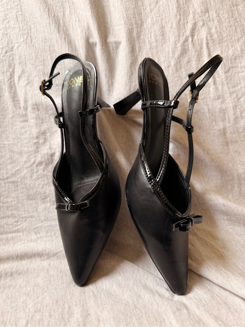 Jones New York Black Pointed Slingback Pumps with Bow Detail